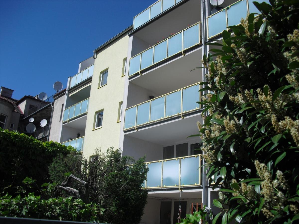 Serviced Apartment With Sunny Balcony Viena Exterior foto